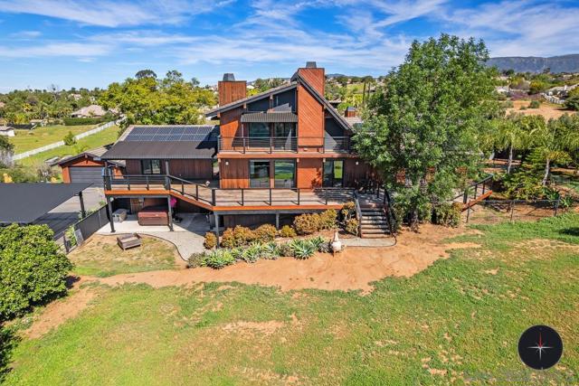 30830 Ranch Creek Rd, Valley Center CA: https://media.crmls.org/mediaz/79b3fe42-3696-458b-8217-a9e9b4453801.jpg