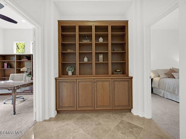 5455 Via Olas, Newbury Park CA: https://media.crmls.org/mediaz/79b54d4a-54b4-40c1-ac51-796f9bae4c27.jpg