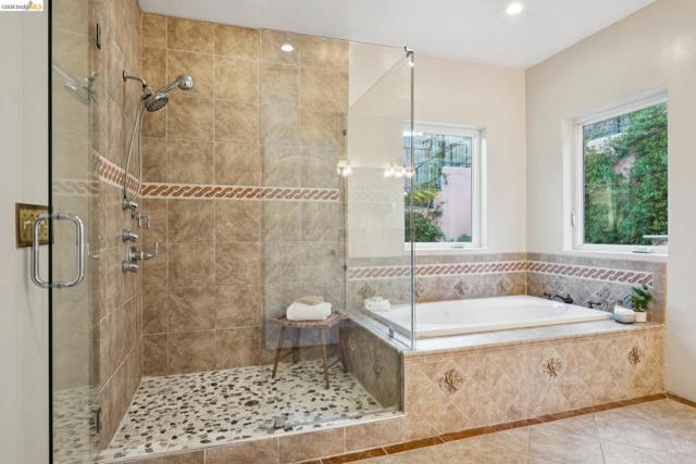 Image 31 of 60 For 6929 Bristol Dr