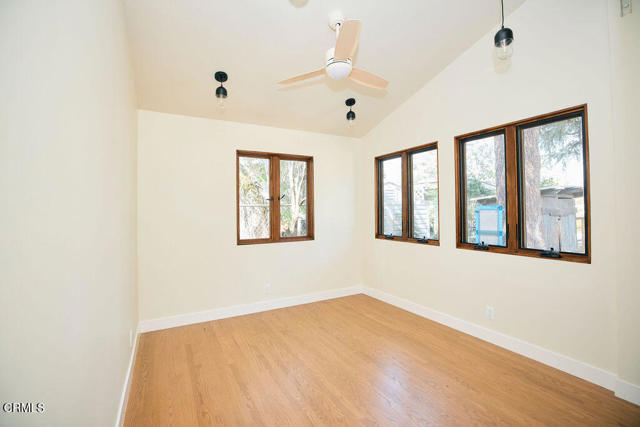 Detail Gallery Image 31 of 35 For 2135 Navarro Ave, Altadena,  CA 91001 - 3 Beds | 2 Baths