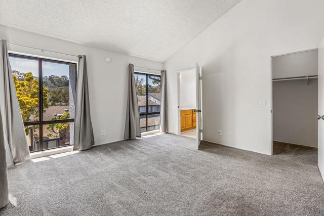 8069 Caminito Gianna, La Jolla CA: https://media.crmls.org/mediaz/79b7daa8-9f9b-4371-a4ba-d8ae4976470b.jpg