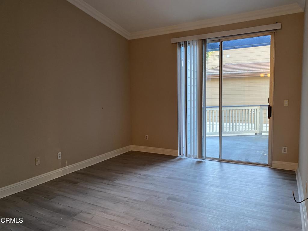 MLS #V1-33672 image #8