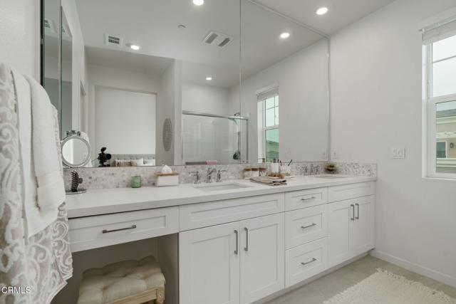 Detail Gallery Image 22 of 34 For 751 Winchester Dr, Oxnard,  CA 93036 - 4 Beds | 3/1 Baths