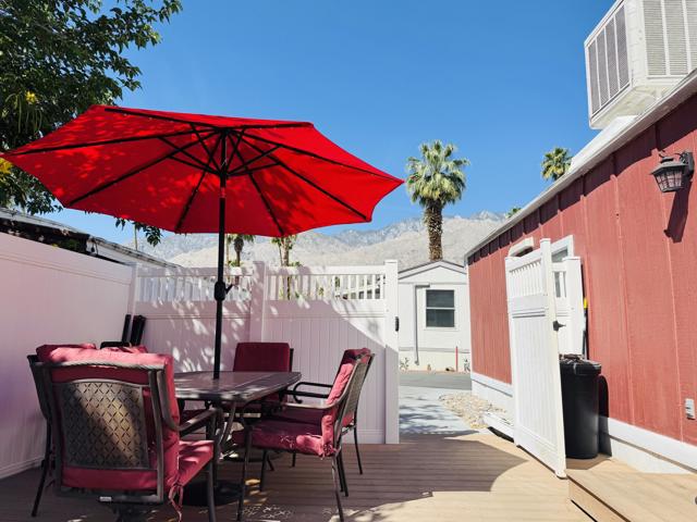 252 Raincloud Street, Palm Springs CA: https://media.crmls.org/mediaz/79b9328d-8fc5-4275-ab87-6583456d40f5.jpg
