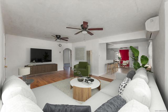 Image 4 of 33 For 2074 El Dora St