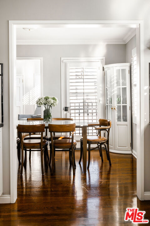 118 1/2 N Flores Street, Los Angeles CA: https://media.crmls.org/mediaz/79ba555d-f37e-485b-b7b9-0088720d4d8b.jpg