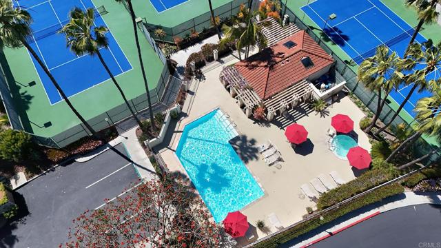 3116 Vista Bonita, Carlsbad CA: https://media.crmls.org/mediaz/79bb2f79-3dee-4db8-89e1-6968bd733480.jpg