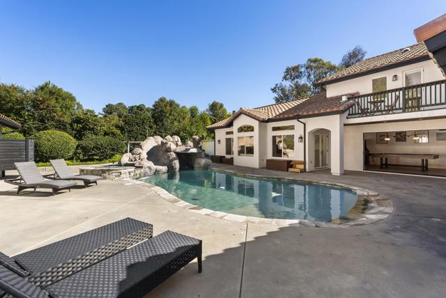 14224 Harrow Place, Poway CA: https://media.crmls.org/mediaz/79bb8463-fb1d-49c8-8719-7b853627b438.jpg