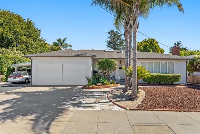 512 California Avenue, Santa Cruz CA: https://media.crmls.org/mediaz/79bbaba0-f230-4b6e-afb4-7c85859306be.jpg