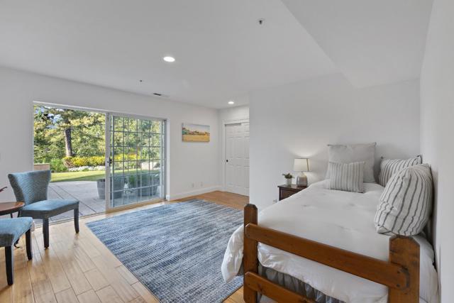 24865 Skyland Road, Los Gatos CA: https://media.crmls.org/mediaz/79bc01af-e934-42d8-97ac-97304f4bdde8.jpg