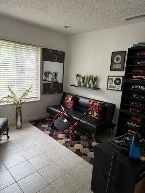2940 N Cypress Road, Palm Springs, CA 92262