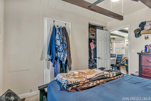 157 59 Natal WAY, Vista CA: https://media.crmls.org/mediaz/79bf309a-3ca0-456c-89fa-64340f58615e.jpg