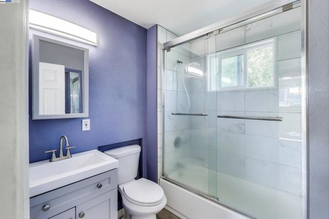 4435 Cambria St, Fremont CA: https://media.crmls.org/mediaz/79bf4fdb-3150-4e88-bf6e-d890d53be938.jpg