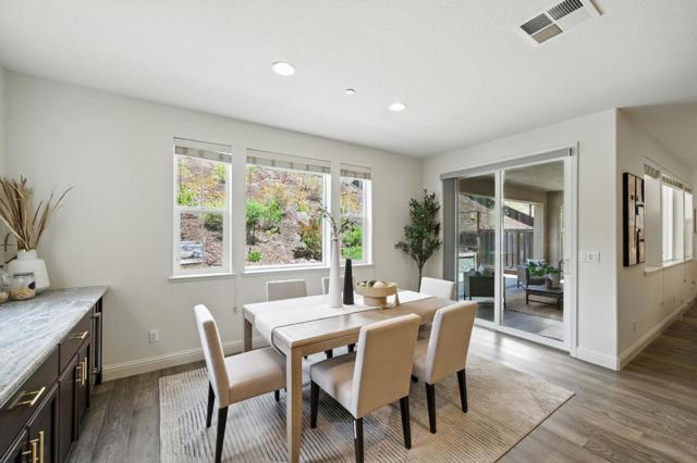 28780 Vista Grande Drive, Hayward CA: https://media.crmls.org/mediaz/79c04b03-2b27-438c-9637-7fdd965c8145.jpg