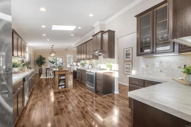 5188 Don Rodolfo Drive, Carlsbad CA: https://media.crmls.org/mediaz/79c07772-5d5a-4c86-a812-952ca1d57fd6.jpg