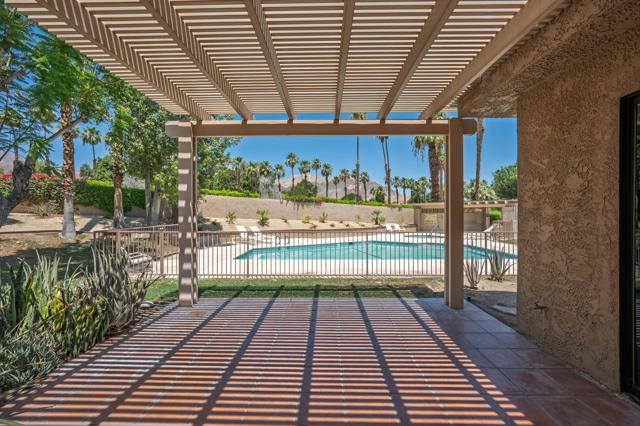 48963 Canyon Crest Lane, Palm Desert, CA 92260