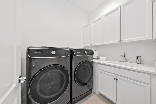 38 Zinfandel, Rancho Mirage CA: https://media.crmls.org/mediaz/79c0e436-aa51-47f4-9d58-34fec030473c.jpg