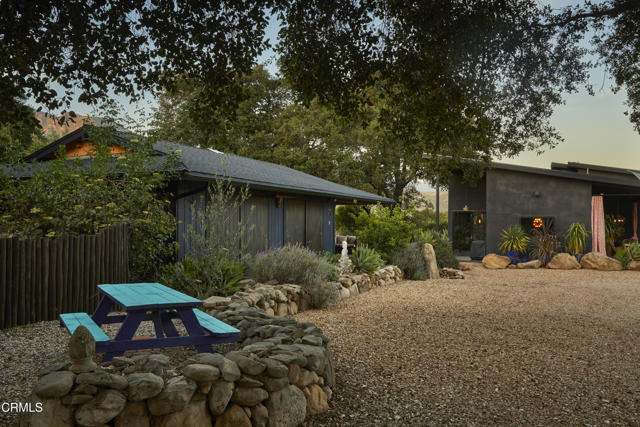 12293 Topa Lane, Santa Paula CA: https://media.crmls.org/mediaz/79c0eba8-0f27-40ff-ae3d-216a1f506453.jpg