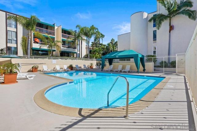 6455 La Jolla Blvd, La Jolla CA: https://media.crmls.org/mediaz/79c20070-b48c-46fa-a071-ee7d2693cbe7.jpg