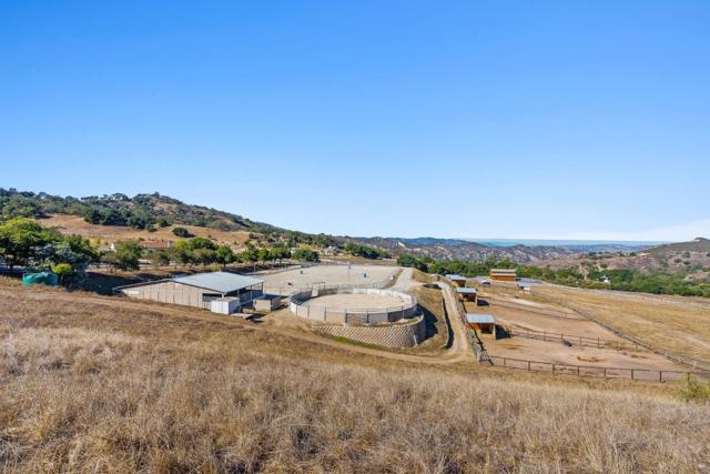 350 San Benancio Road, Salinas CA: https://media.crmls.org/mediaz/79c378a3-2cdc-43cc-aca9-3fcd4266ec08.jpg