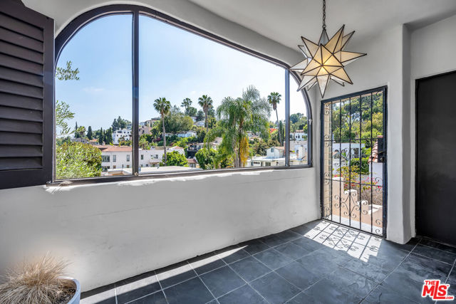 6881 Yeager Place, Los Angeles, California 90068, ,Multi-Family,For Sale,Yeager,24399489