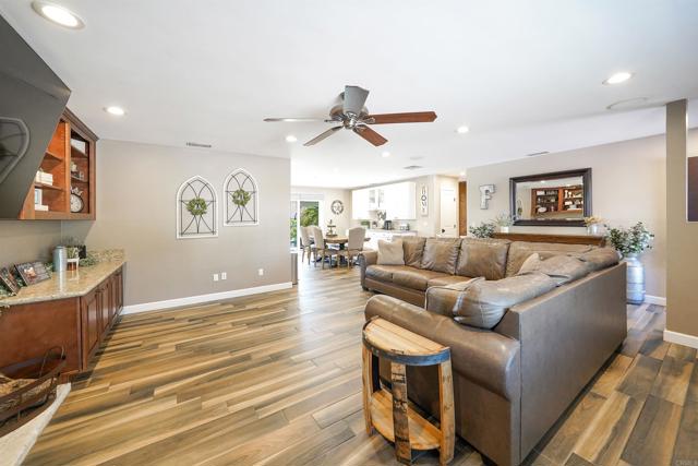 Detail Gallery Image 9 of 35 For 24363 Del Amo Rd, Ramona,  CA 92065 - 3 Beds | 2 Baths