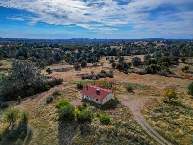 4505 4 X Ranch Road, Burson CA: https://media.crmls.org/mediaz/79c4fba4-c2a7-4cc3-9dc2-c5d66325e7a7.jpg