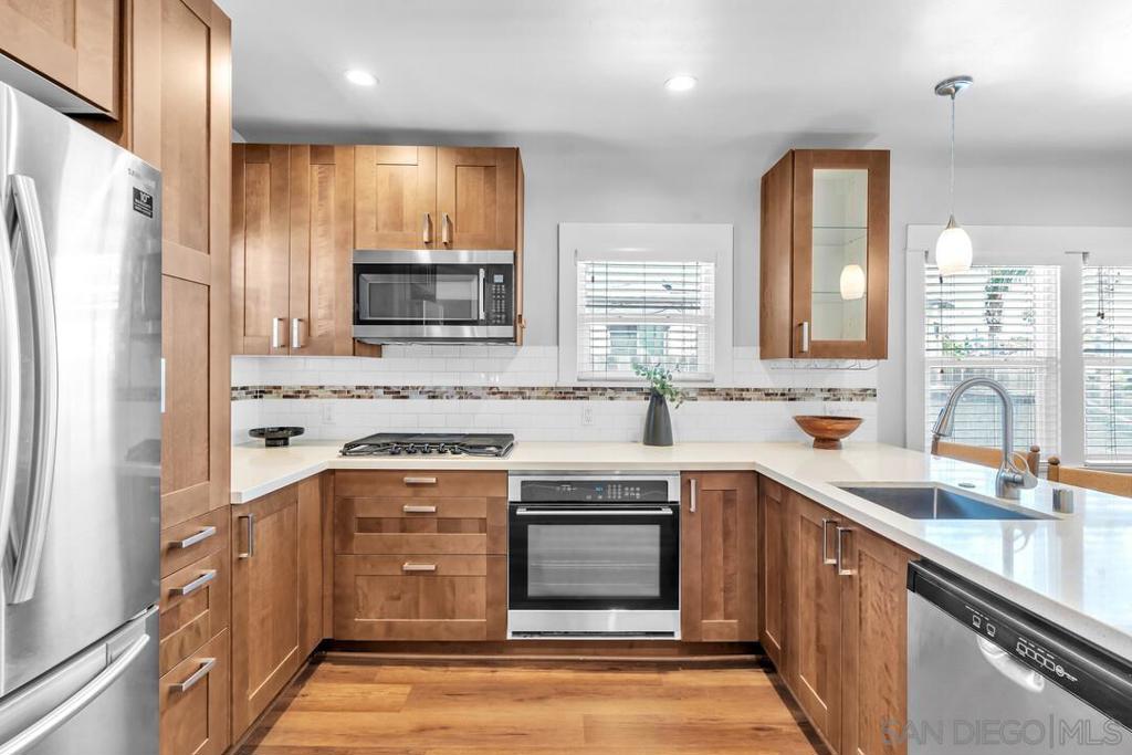 3468 Meade Ave - photo 16