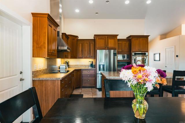 Image 10 of 75 For 9848 Vista Viejas