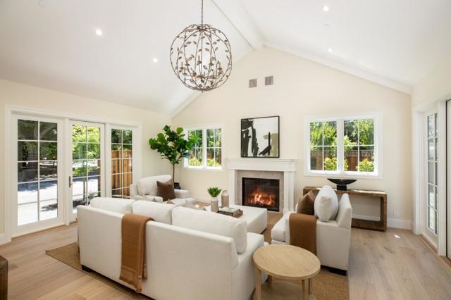 1310 Bay Laurel Drive, Menlo Park CA: https://media.crmls.org/mediaz/79c6aa3e-c304-4aac-a1ca-36e85e23b888.jpg