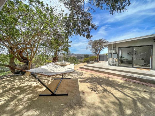 3854 56 Via Del Mar, San Diego CA: https://media.crmls.org/mediaz/79c6d8b3-6459-46d7-8b0f-2f2939788d52.jpg