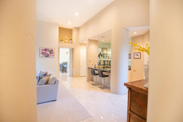 75273 Spyglass Drive, Indian Wells CA: https://media.crmls.org/mediaz/79c85502-3c1b-44a4-b432-d8cb09a6c7d3.jpg