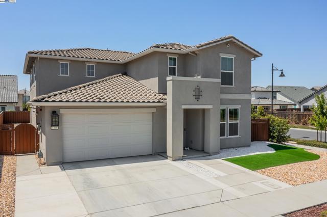 2306 Mozart avenue, Lathrop CA: https://media.crmls.org/mediaz/79c87e64-2cdd-43fd-8dd5-509fd4fb480c.jpg