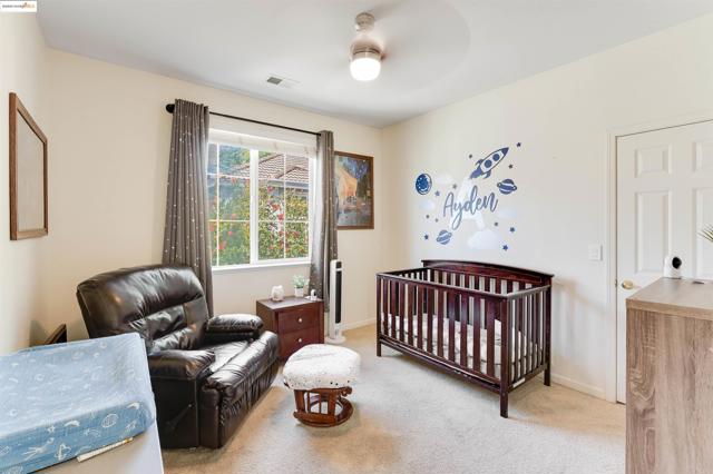 569 Primitivo Ct, Fairfield CA: https://media.crmls.org/mediaz/79c8e357-d7e2-4726-9ed9-e2681d04d0ee.jpg