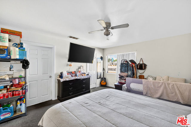 1503 E Gage Avenue, Los Angeles CA: https://media.crmls.org/mediaz/79ca4498-525a-4f8d-87a1-67b122dfb953.jpg