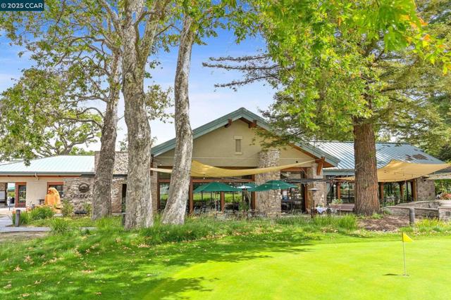 1458 Stanley Dollar Dr., Walnut Creek CA: https://media.crmls.org/mediaz/79caaed4-6aed-4fba-991f-9e24d78e5c6e.jpg