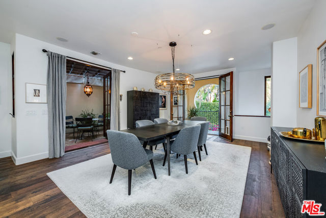 1925 Curson Place, Los Angeles CA: https://media.crmls.org/mediaz/79cb1376-deba-4532-8451-ebc3b723fcd8.jpg