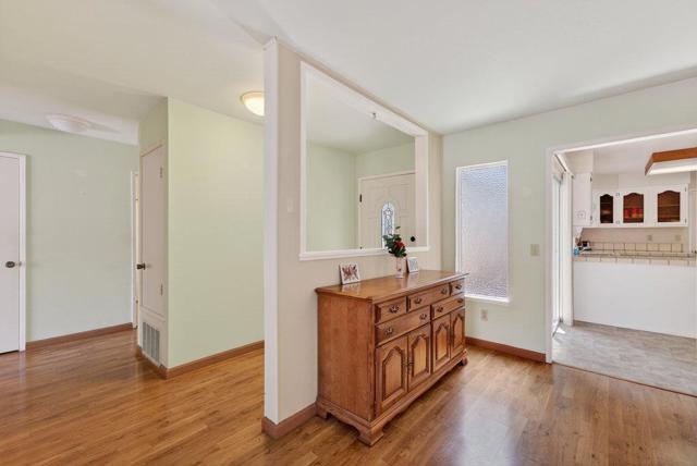 486 Cloudview Drive, Watsonville CA: https://media.crmls.org/mediaz/79ccd5cb-fb2e-4e37-a8bc-cf790a259a62.jpg