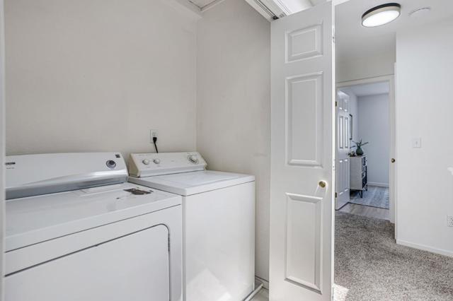 103 Whits Road, Mountain View CA: https://media.crmls.org/mediaz/79cd2671-27de-4924-a2c0-e41244833f74.jpg
