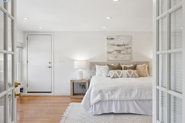 2140 Pullman Ave, Belmont CA: https://media.crmls.org/mediaz/79cd5699-0617-42bf-8cf2-0aa3f0f94bfe.jpg