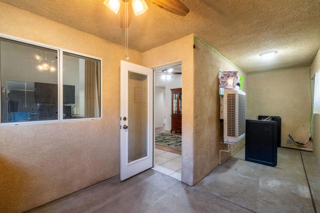 65866 Estrella Avenue, Desert Hot Springs CA: https://media.crmls.org/mediaz/79ce75b6-d13c-4c2b-800e-8af71ca457b5.jpg