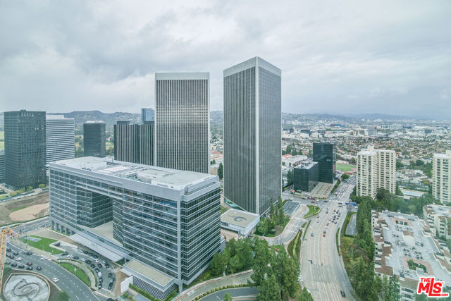 1 W Century Drive, Los Angeles CA: https://media.crmls.org/mediaz/79cfb616-3daf-44e5-9f5e-16b4f85e32c5.jpg