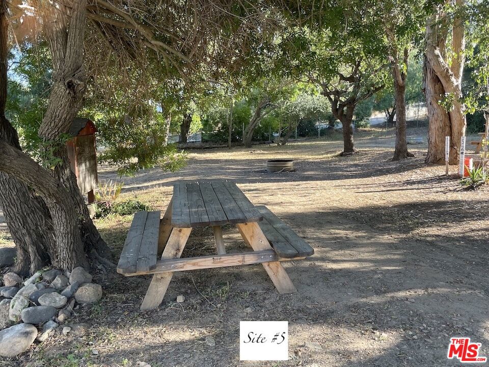 https://media.crmls.org/mediaz/79cfcf4a-0a61-48e4-badc-ae0e777851b3.jpg?preset=X-Large