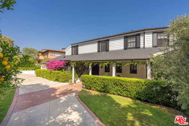 2324 N Vermont Avenue, Los Angeles CA: https://media.crmls.org/mediaz/79d05083-6414-43a6-bf34-22b9de9c2ebe.jpg