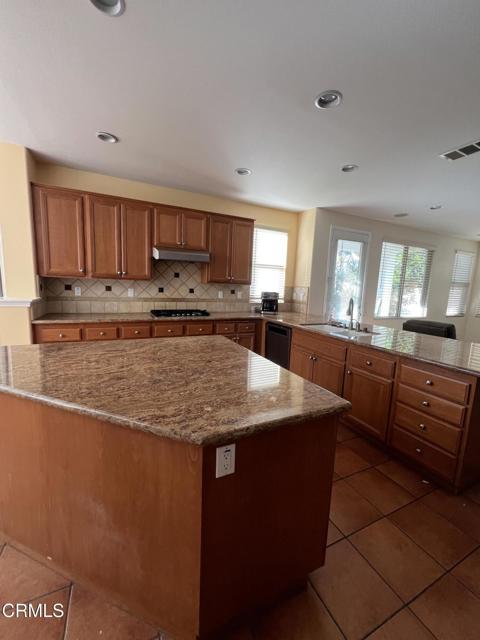 Image 26 of 46 For 6675 Pinnacle Way