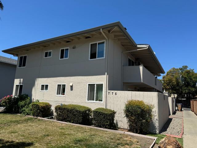 775 E Duane Avenue, Sunnyvale CA: https://media.crmls.org/mediaz/79d0bb36-22ab-4401-80d1-0295e441ea34.jpg