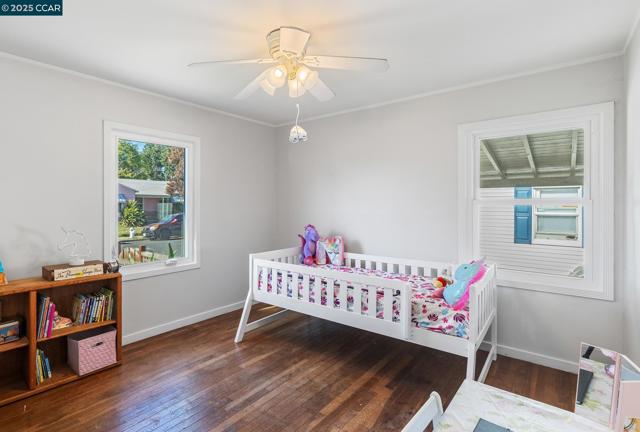 1935 Chestnut Ave, Antioch CA: https://media.crmls.org/mediaz/79d13b0b-e4f6-49f0-aa6e-3f5d7ba2b37e.jpg