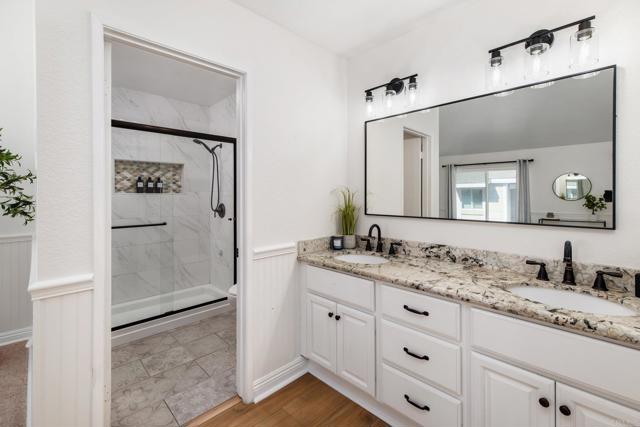Detail Gallery Image 21 of 34 For 4094 Mahaila Ave #B,  San Diego,  CA 92122 - 3 Beds | 2/1 Baths