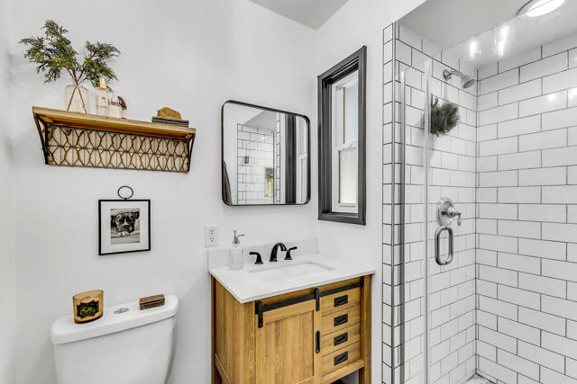 25440 Rim Rock Road, Idyllwild CA: https://media.crmls.org/mediaz/79d1e278-438a-479e-9fe8-8c769ea62201.jpg
