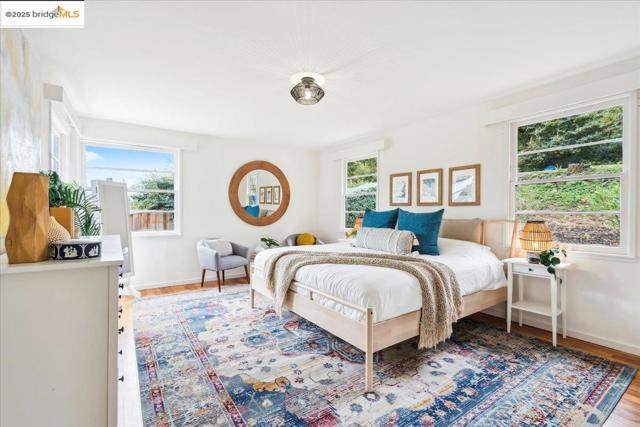 342 El Toyonal, Orinda CA: https://media.crmls.org/mediaz/79d3c4e8-4179-426b-ac71-eedb3da6877c.jpg